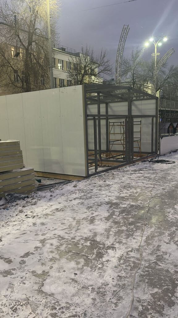 Парк Маяковского Гараж для ледозаливных машин фото 1